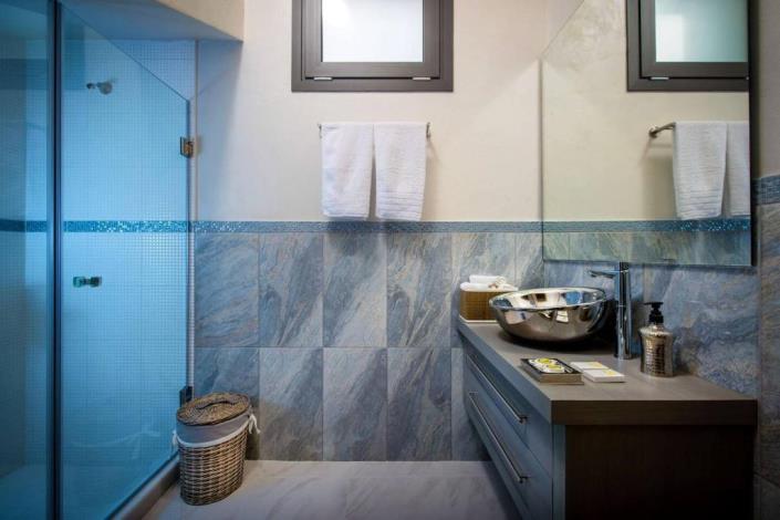 Image No.14-5 Bed Villa for sale