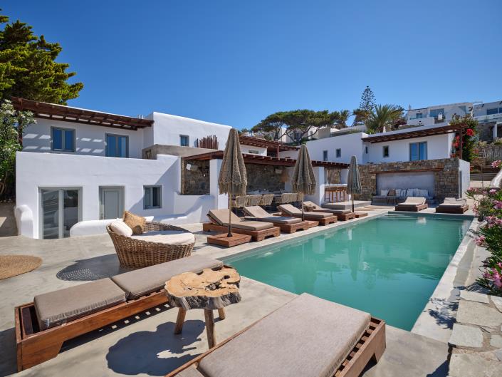 Image No.2-7 Bed Villa for sale