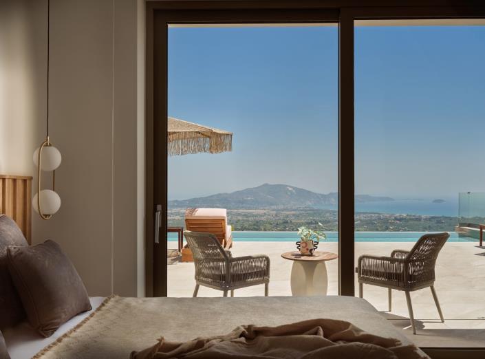 Image No.11-7 Bed Villa for sale