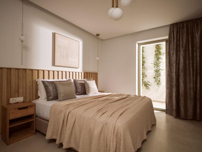 Image No.20-7 Bed Villa for sale