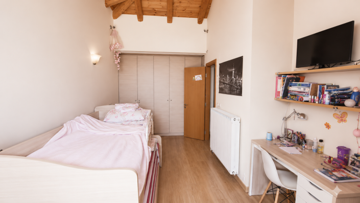 Image No.11-3 Bed House for sale