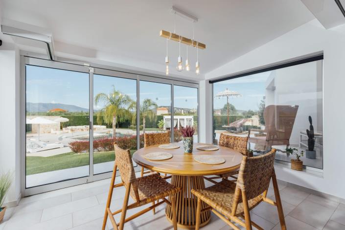 Image No.6-6 Bed Villa for sale