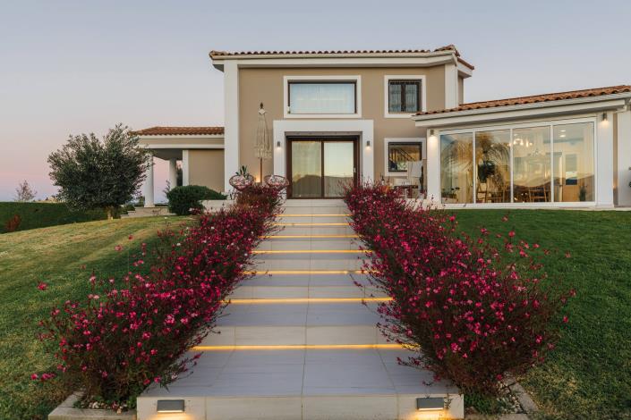 Image No.29-6 Bed Villa for sale