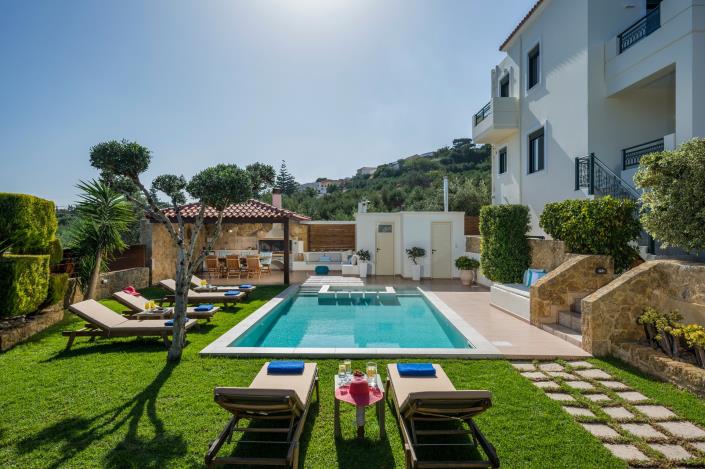 Image No.2-3 Bed Villa for sale