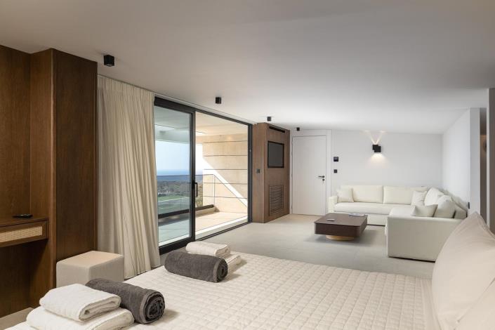 Image No.28-5 Bed Villa for sale