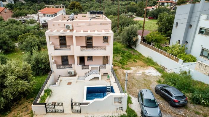 Image No.2-4 Bed House/Villa for sale