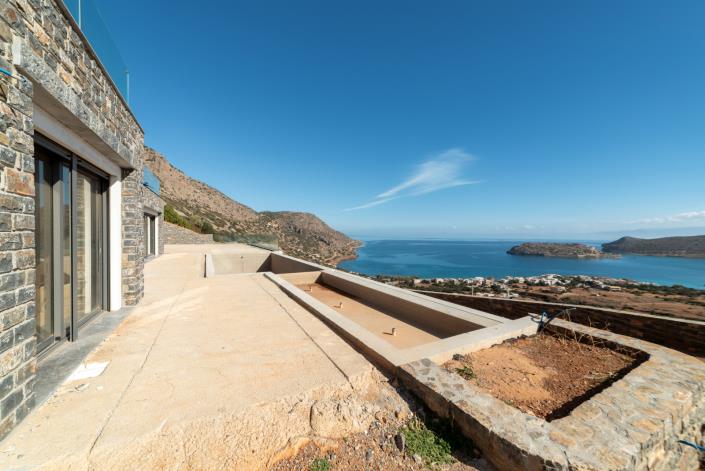 Image No.9-5 Bed Villa for sale