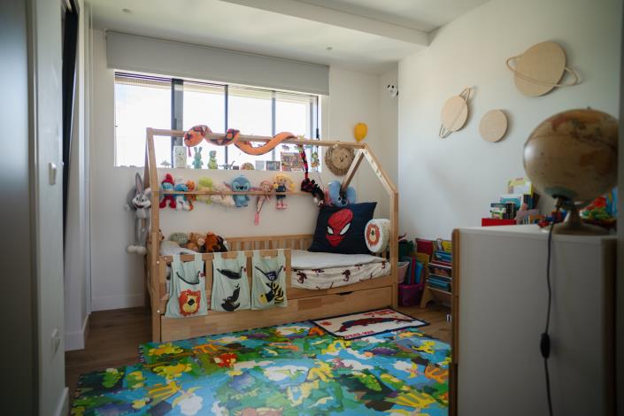 Image No.16-3 Bed Maisonette for sale