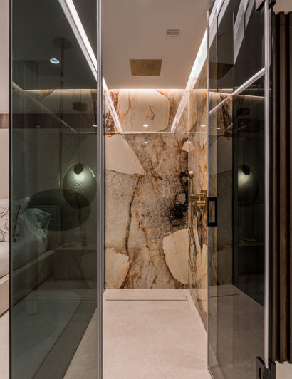 Image No.16-6 Bed Apartment for sale