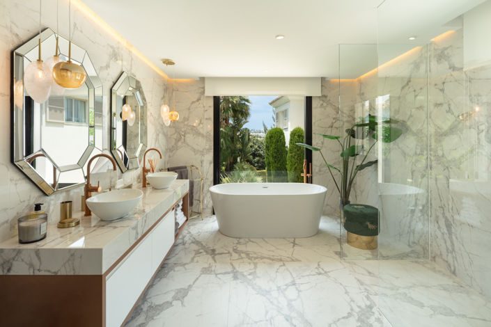 Image No.30-6 Bed Villa for sale