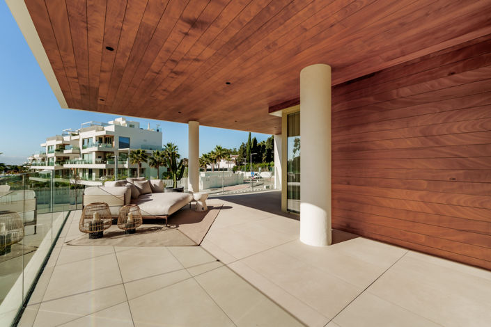 Image No.19-4 Bed Property for sale