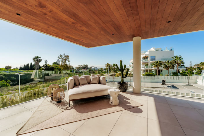 Image No.20-4 Bed Property for sale