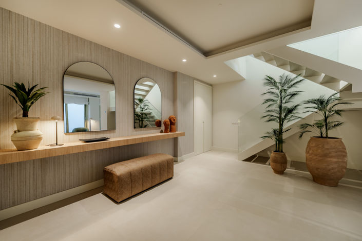 Image No.22-4 Bed Property for sale