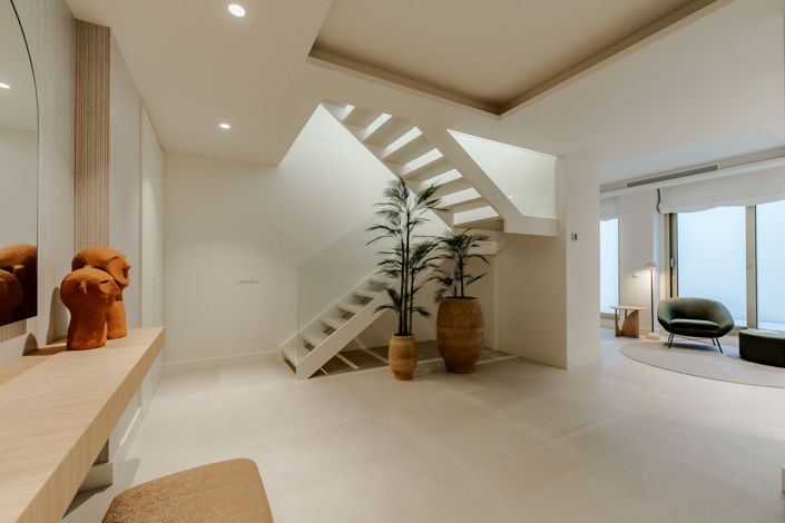 Image No.23-4 Bed Property for sale