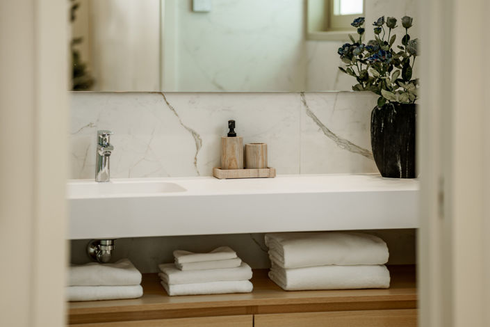 Image No.41-4 Bed Property for sale