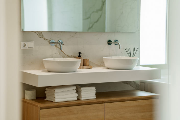 Image No.42-4 Bed Property for sale