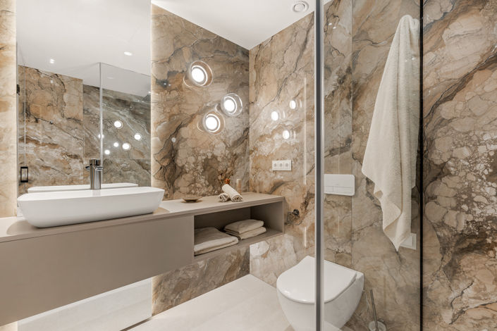 Image No.36-3 Bed Property for sale