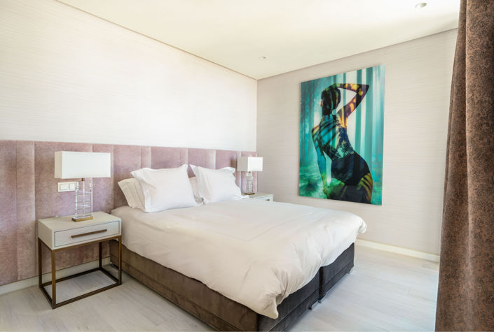 Image No.10-3 Bed Property for sale