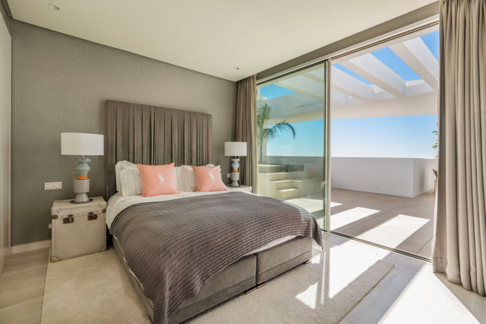 Image No.9-3 Bed Property for sale