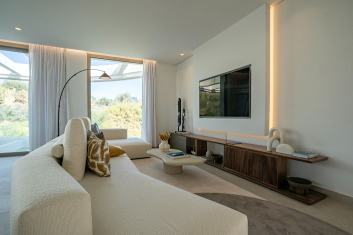 Image No.19-4 Bed Property for sale