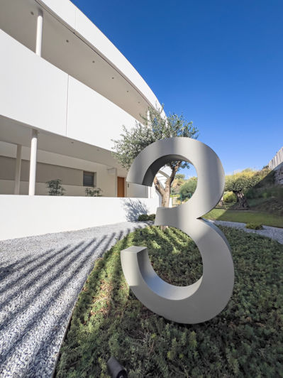 Image No.38-4 Bed Property for sale