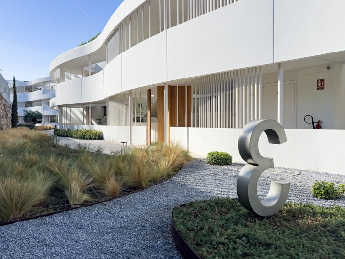 Image No.39-4 Bed Property for sale