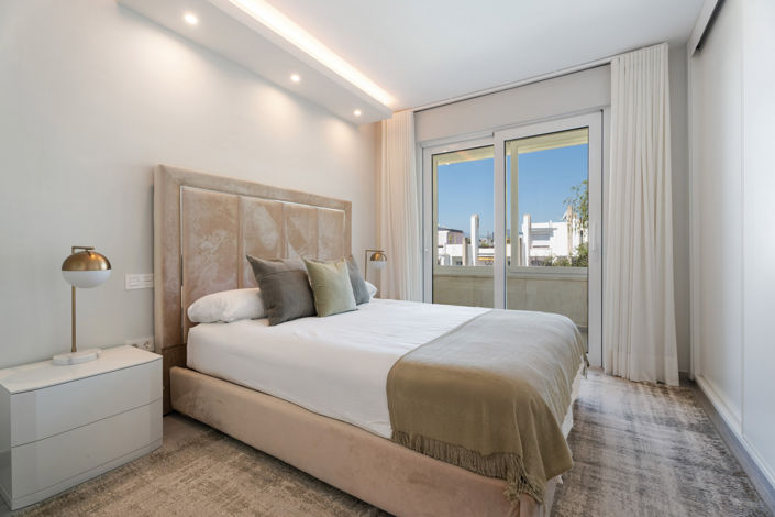 Image No.12-2 Bed Apartment for sale