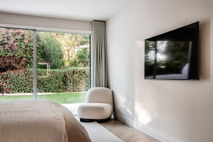 Image No.14-4 Bed Property for sale