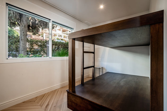 Image No.23-4 Bed Property for sale