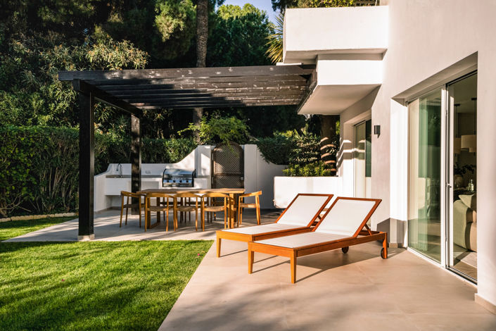 Image No.25-4 Bed Property for sale