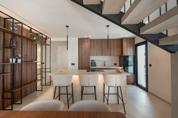 Image No.4-3 Bed Property for sale