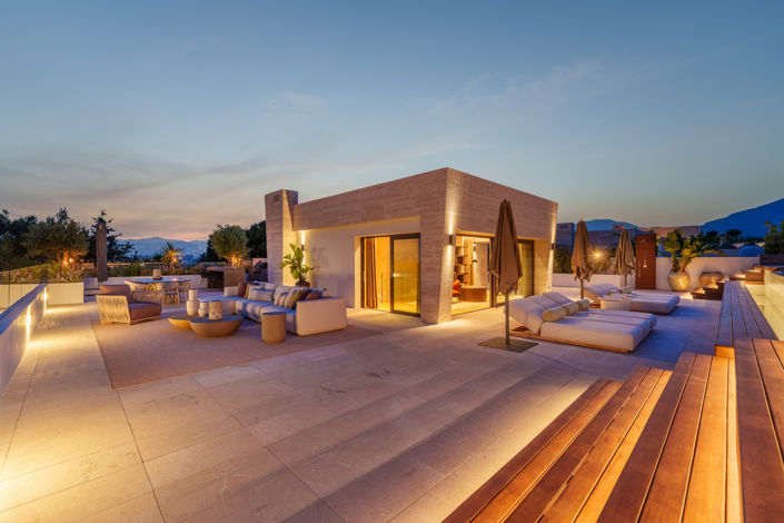 Image No.40-4 Bed Property for sale