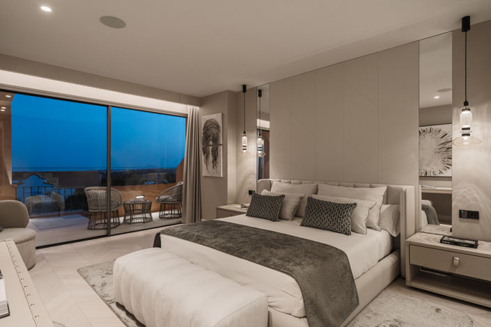 Image No.30-4 Bed Property for sale