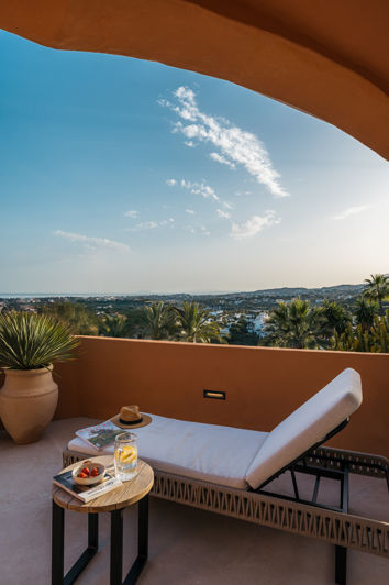 Image No.47-4 Bed Property for sale