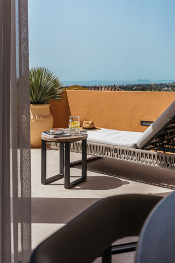 Image No.48-4 Bed Property for sale