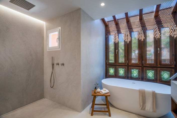 Image No.24-4 Bed Property for sale