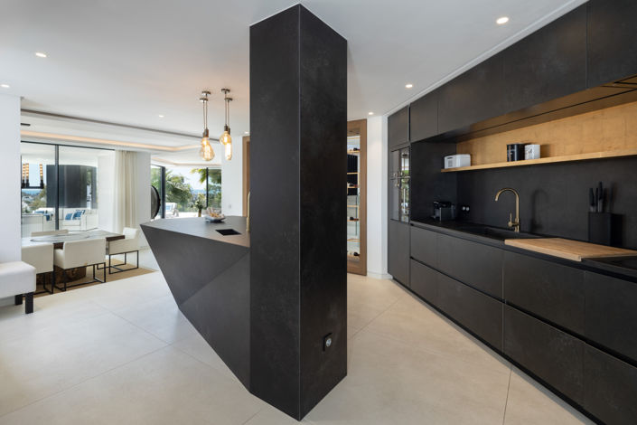 Image No.9-5 Bed Villa for sale