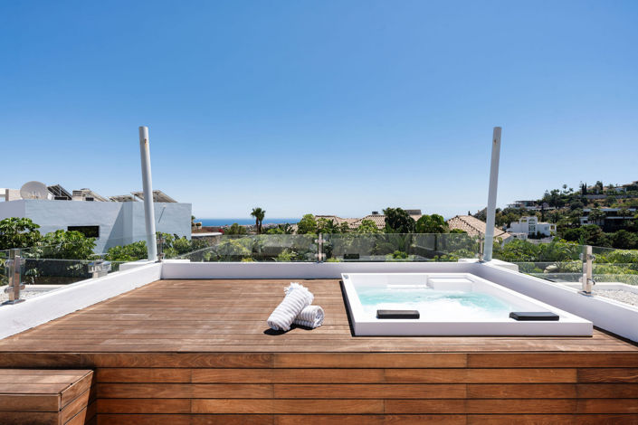 Image No.40-5 Bed Villa for sale