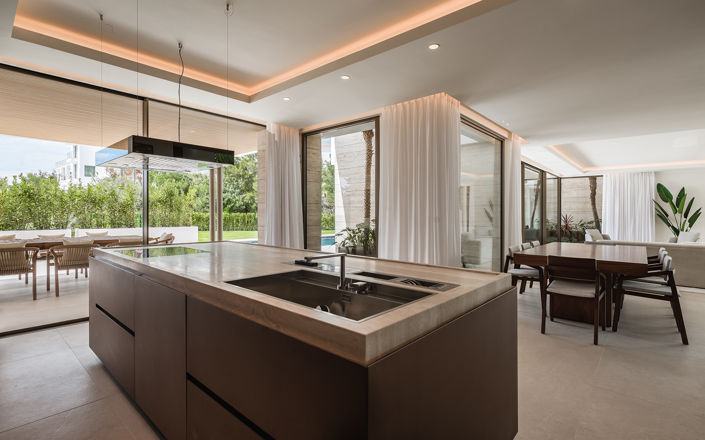 Image No.10-5 Bed Villa for sale