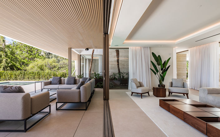 Image No.2-5 Bed Villa for sale