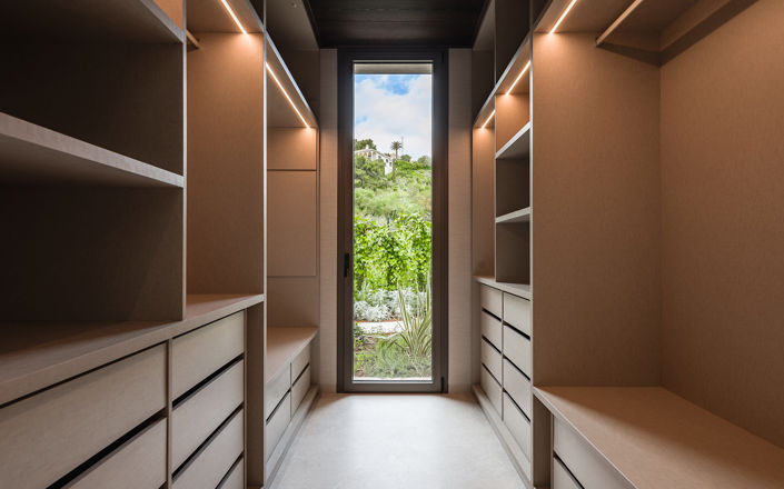 Image No.26-5 Bed Villa for sale