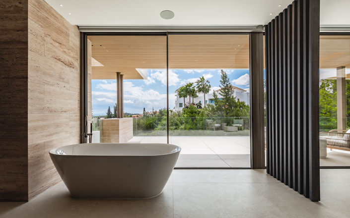 Image No.38-5 Bed Villa for sale