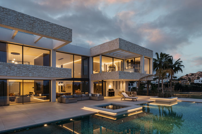 Image No.10-4 Bed Villa for sale