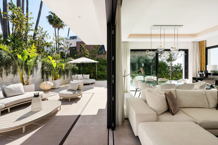 Image No.4-4 Bed Villa for sale