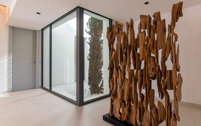 Image No.41-6 Bed Villa for sale