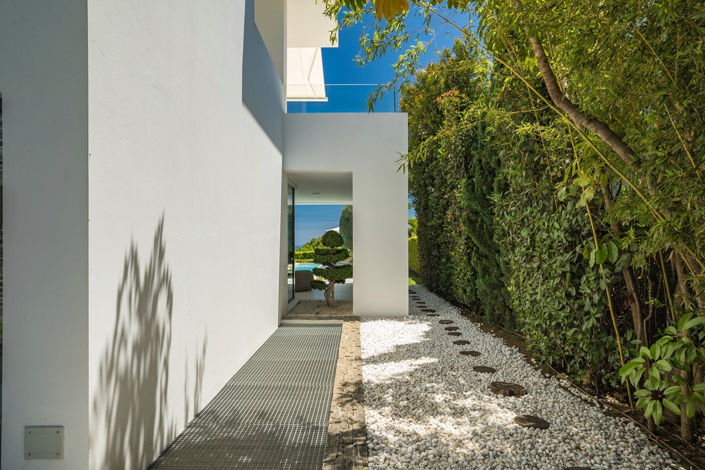 Image No.24-5 Bed Villa for sale