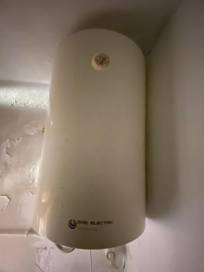 Image No.14-3 Bed Village House for sale