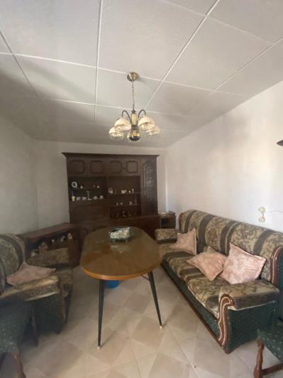 Image No.13-4 Bed House for sale