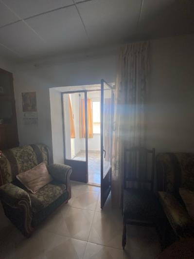 Image No.23-4 Bed House for sale