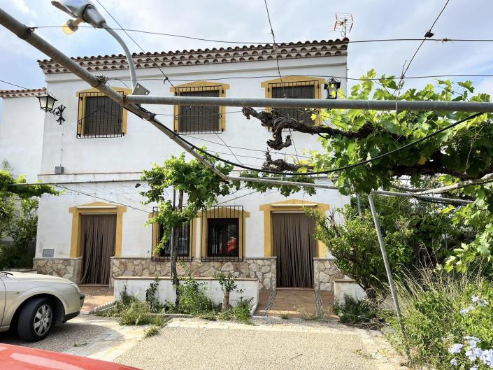 Image No.1-Maison de campagne de 3 chambres à vendre à Velez-Rubio